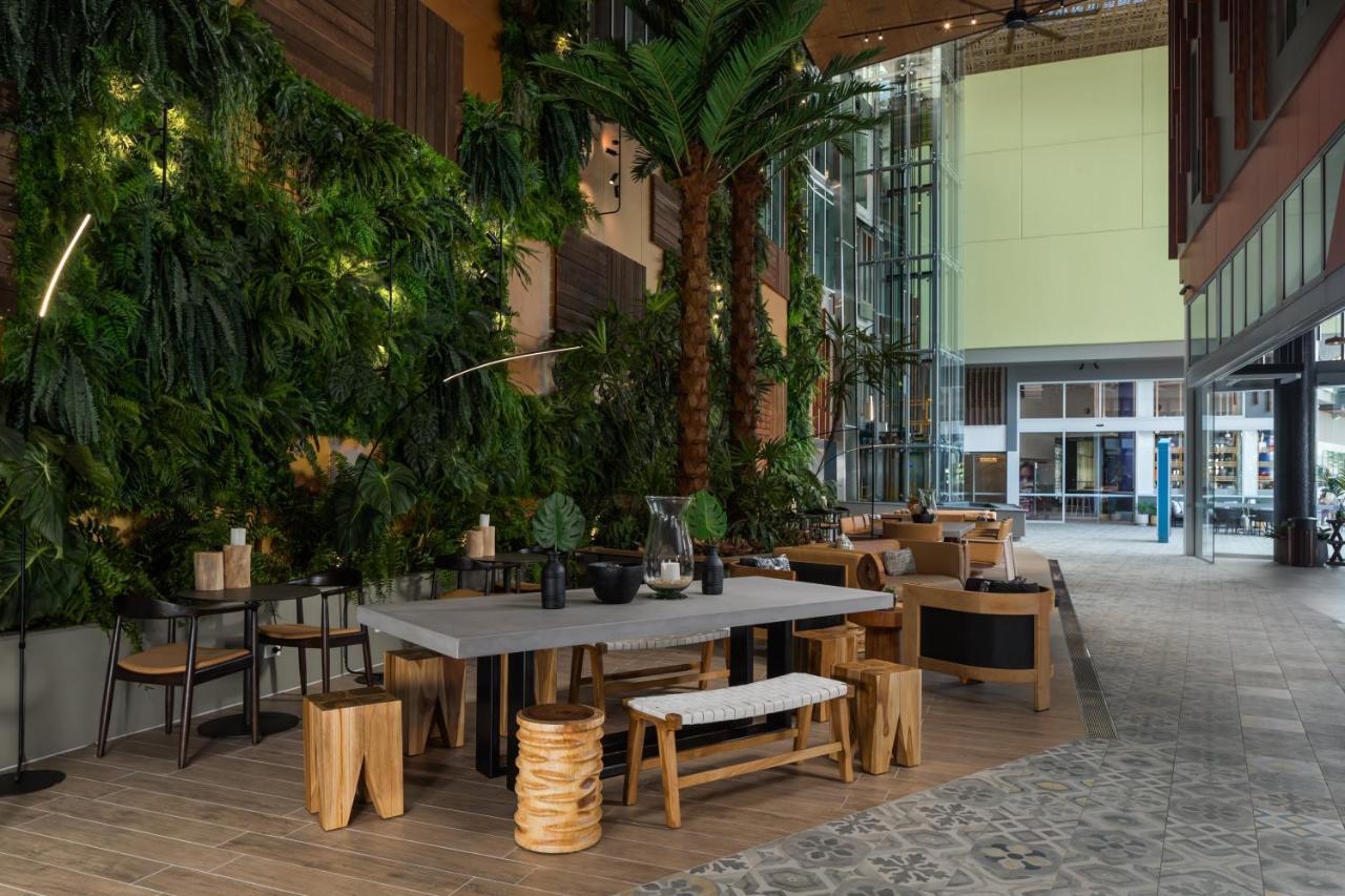 فندق Crystalbrook Bailey كيرنز المظهر الخارجي الصورة The interior of the hotel